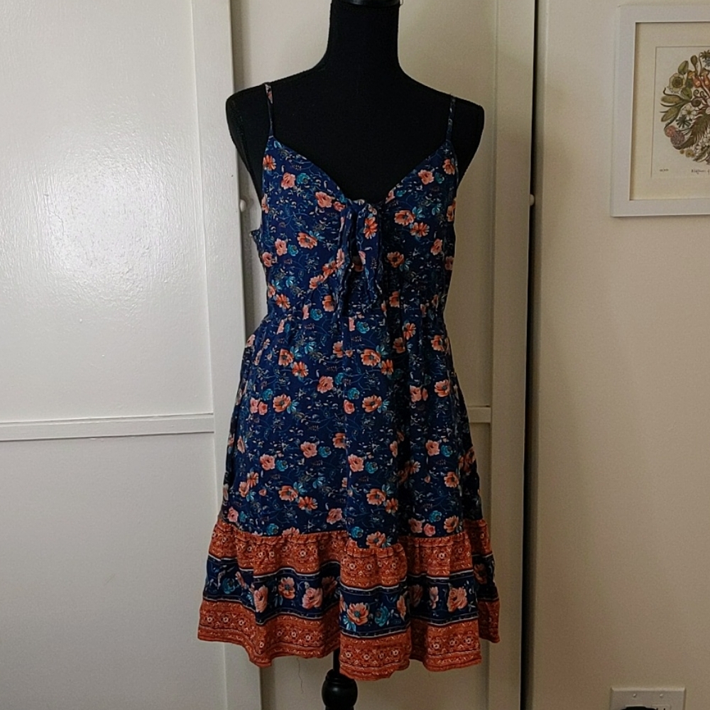 Vici Tie Front Floral Dress L